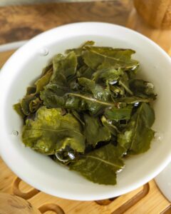 superior iron goddess oolong from mai leaf tea review by the_tea_sensei 2
