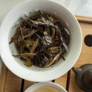 ma wei moonlight organic white tea from hugo tea co tea review by the_tea_sensei 2